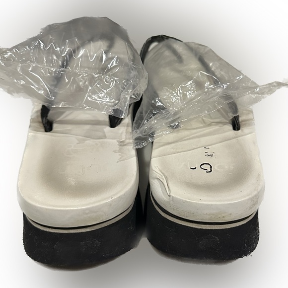 RARE 90’s VTG SUGAR BLACK WHITE PLATFORM SANDAL FLIP FLOP FLOATIE SZ:8-9 FLAWED - Picture 2 of 5
